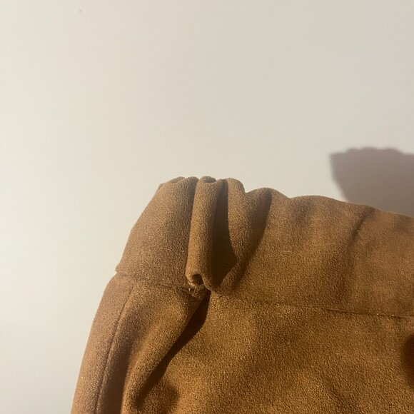 Aritzia Wilfred Free Suede Pencil Skirt with Side Slits - Size 0 - Picture 3 of 4